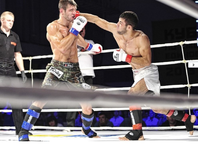 Z ruského šampionátu MMA letos v září ve Vladivostoku. Z ruského šampionátu MMA letos v září ve Vladivostoku.