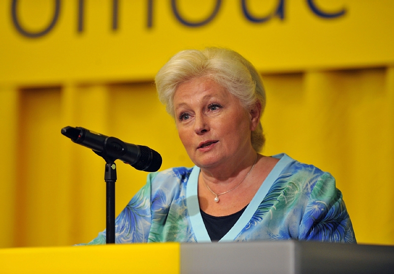 Zuzana Roithová (KDU-ČSL). Zuzana Roithová (KDU-ČSL).