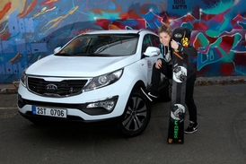 Ester Ledecké se nová KIA velmi hodí na cestování mezi tréninkovými centry.