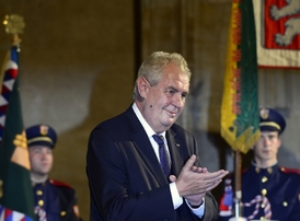 Prezident Zeman prosazuje stavbu kanálu Dunaj-Odra-Labe.