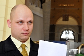 Mluvčí Ústavního soudu Vlastimil Göttinger.