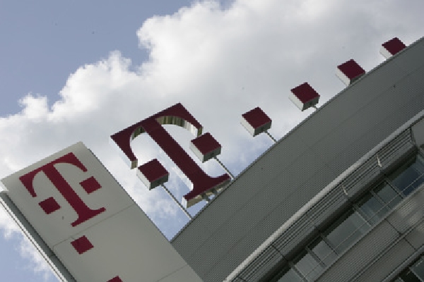 T-Mobile převzeme svou dceřinou společnost T-Systems.
