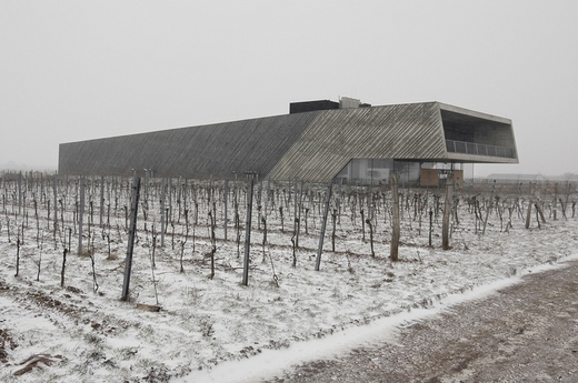 Z představovaných staveb. Weingut Preisinger, Rakousko.