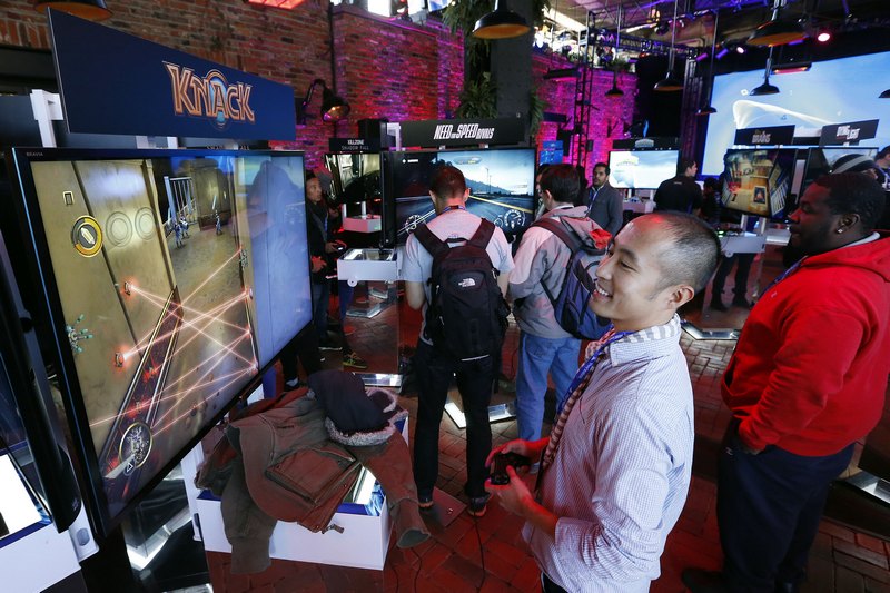 Hráčů na PlayStation 4 přibývá. Zatím ale mimo Česko (ilustrační foto).