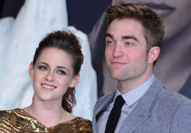 Přizná vztah? Pattinson se bude muset rozhodnout.