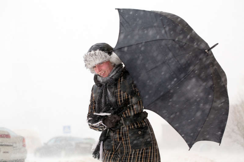 Meteorologové vydali výstrahu před silným větrem a sněhovými závějemi (ilustrační foto). Meteorologové vydali výstrahu před silným větrem a sněhovými závějemi (ilustrační foto).