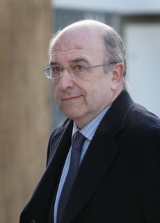 Komisař pro hospodářskou soutěž Joaquín Almunia.