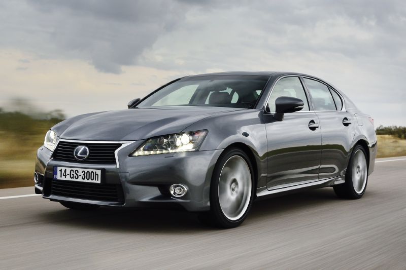 Lexus GS 300h se podřídil novému designovému jazyku značky.