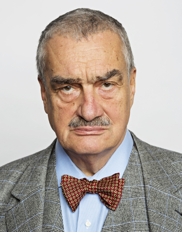 Poslanec Karel Schwarzenberg.