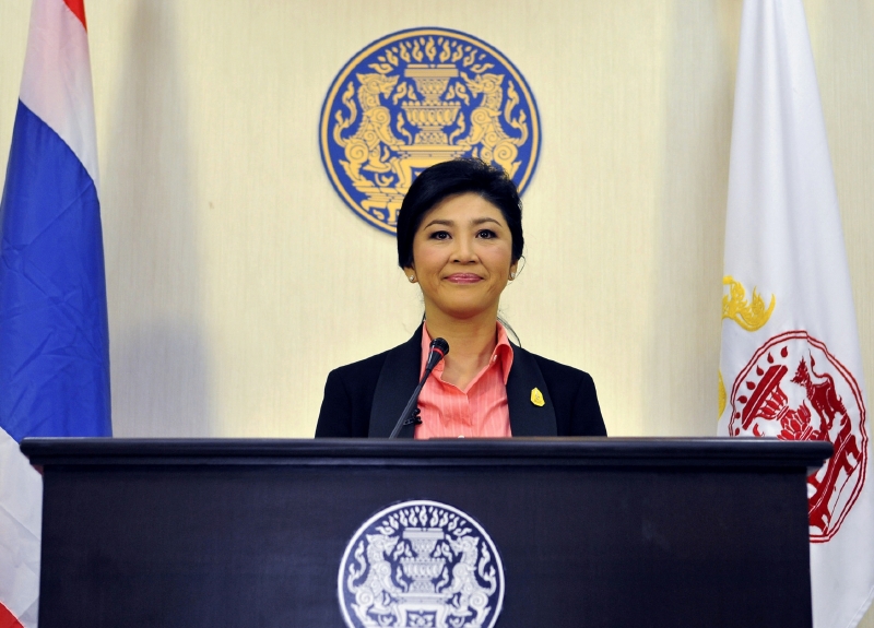 Jinglak Šinavatrová rozpouští parlament. Jinglak Šinavatrová rozpouští parlament.