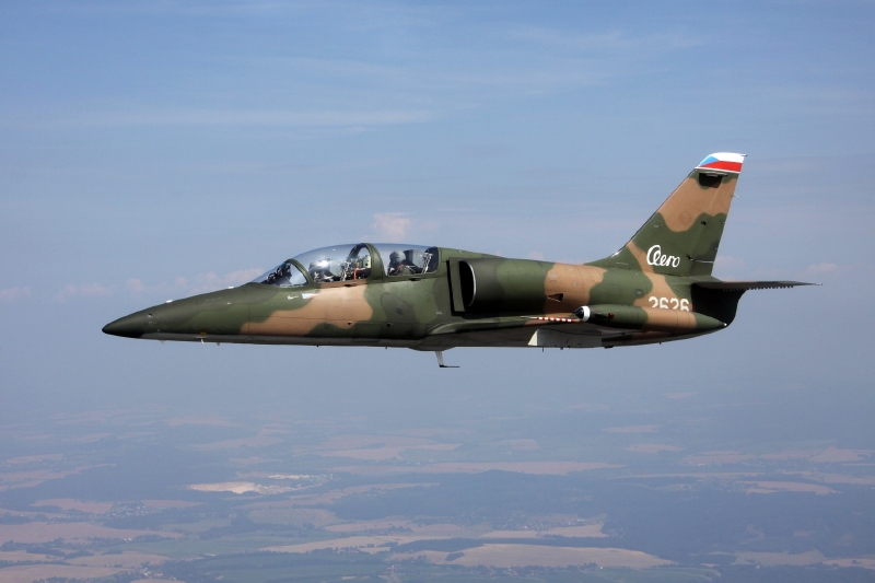 Návrhová filozofie letounu L-169 vychází ze staršího L-39 Albatros. Návrhová filozofie letounu L-169 vychází ze staršího L-39 Albatros.