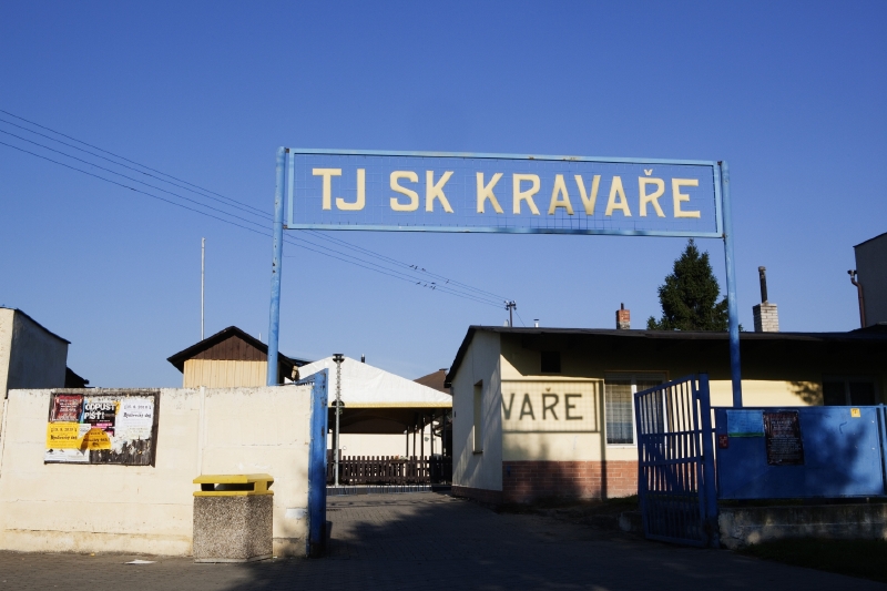 Obec Kravaře zveřejnila osobní údaje u podezřelých z krádeže.