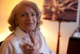 Na třetím místě se umístila čtyřiaosmdesátiletá aktivistka bojující za práva gayů a leseb Edith Windsorová.