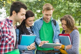 V generaci mladých mají tablet k dispozici 4 studenti z deseti, ukázal průzkum.