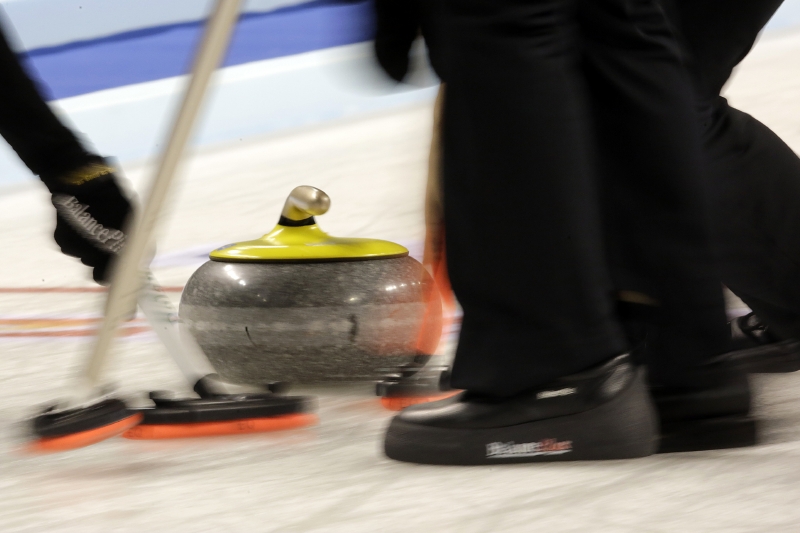Curling.