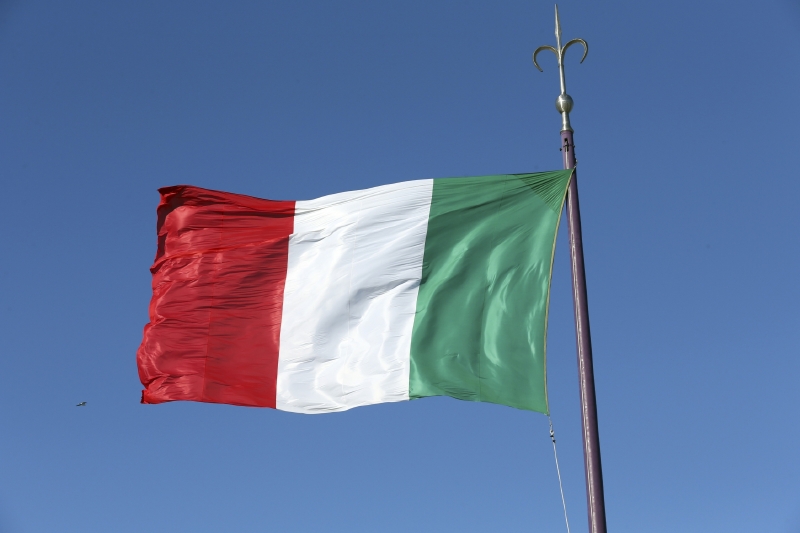 Italská vláda v pátek schválila nouzový dekret. Italská vláda v pátek schválila nouzový dekret.