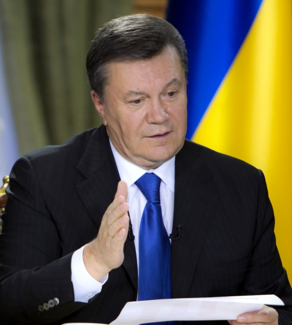 Prezident Viktor Janukovyč rozděluje Ukrajinu na dva tábory. Prezident Viktor Janukovyč rozděluje Ukrajinu na dva tábory.