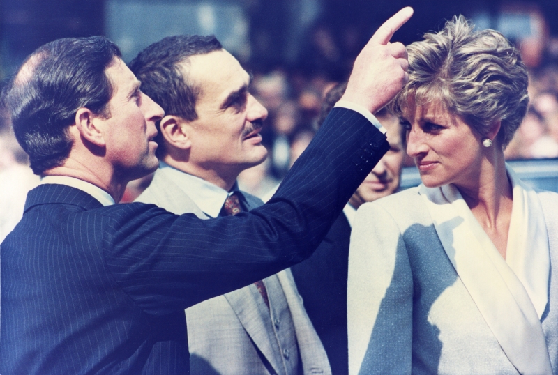 Lady Diana na archvním snímku s Karlem Schwarzenbergem a princem Charlesem.