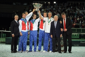 Ivo Kaderka (vpravo) nemá přístup do české šatny.