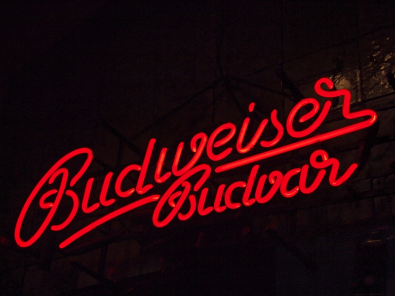 Budweiser Budvar se vrací na důležitý italský trh. Budweiser Budvar se vrací na důležitý italský trh.