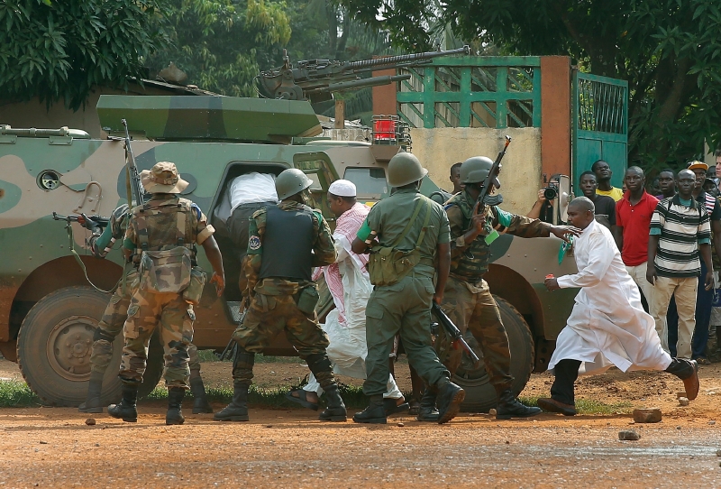 Při násilnostech v Bangui ze začátku prosince zemřelo podle AI na tisíc lidí. Při násilnostech v Bangui ze začátku prosince zemřelo podle AI na tisíc lidí.