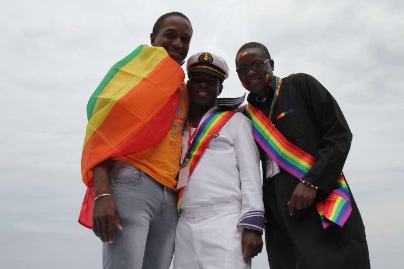 Ugandští homosexuálové letos uspořádali první pochod. Ugandští homosexuálové letos uspořádali první pochod.