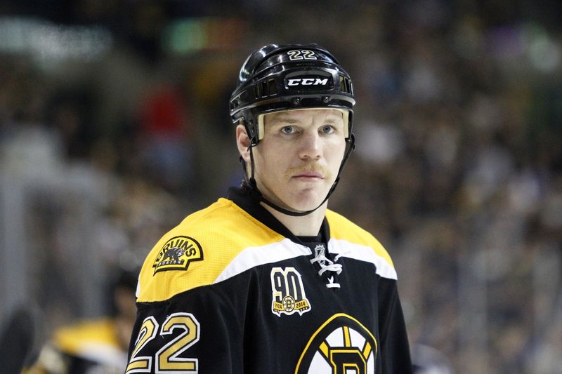 Shawn Thornton z Bostonu. Shawn Thornton z Bostonu.