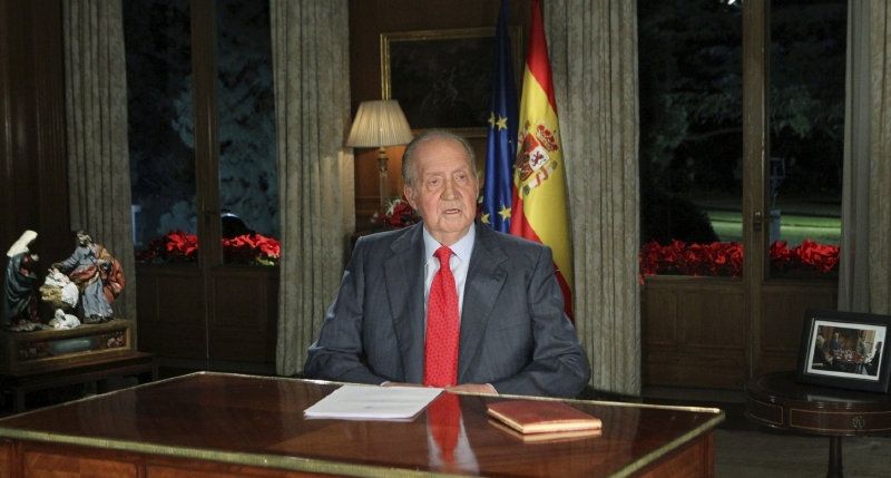 Španělský monarcha Juan Carlos I. při štědrovečerním projevu. Španělský monarcha Juan Carlos I. při štědrovečerním projevu.