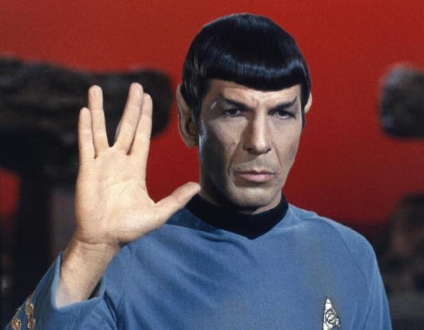 Pana Spocka, kultovní postavu Star Treku, ztvárnil herec Leonard Nimoy. Pana Spocka, kultovní postavu Star Treku, ztvárnil herec Leonard Nimoy.