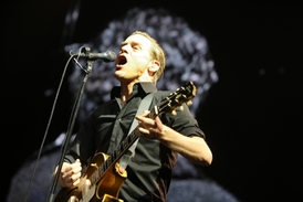 Bryan Adams zavítal do Čech naposledy v roce 2011.