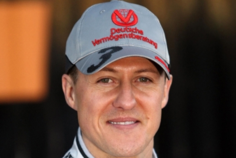 Michael Schumacher bojuje v nemocnici o život.