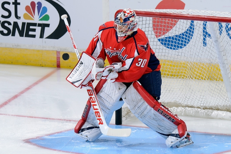 Michal Neuvirth v brance Washingtonu.