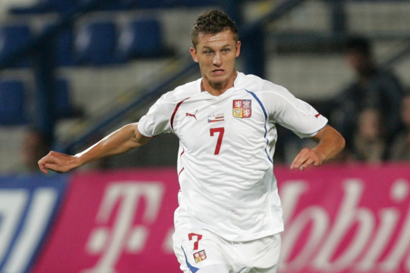 Fotbalisté pražské Slavie získali další posilu do ofenzivy, do Edenu se po pěti letech vrací člen širšího kádru reprezentace Tomáš Necid. 