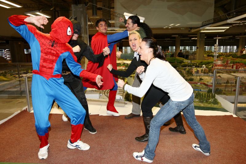 Vladko se pustil do boje se superhrdiny. Vladko se pustil do boje se superhrdiny.