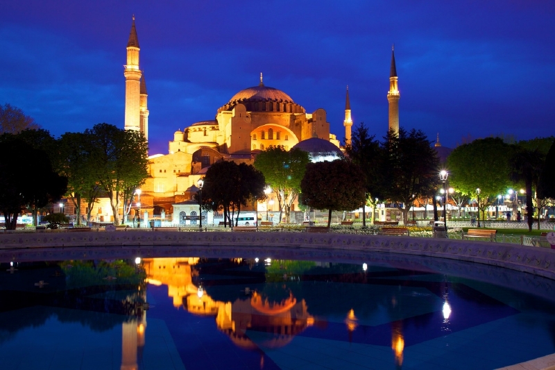 Hagia Sofia v celé své noční kráse.