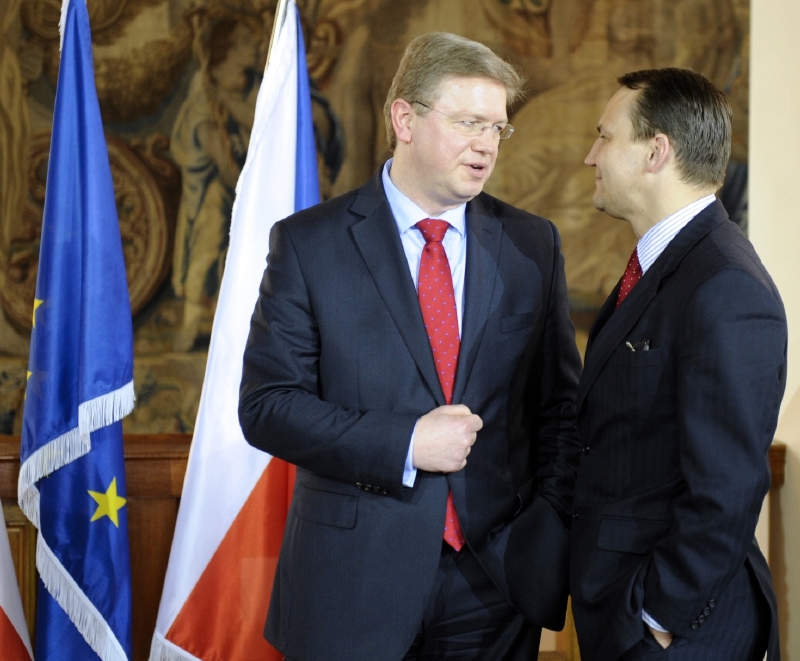 Šéf polské diplomacie Radosław Sikorski (vpravo) a eurokomisař pro rozšíření a evropskou sousedskou politiku Štefan Füle. 