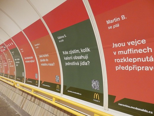 Kampaň Na rovinu od McDonald´s.