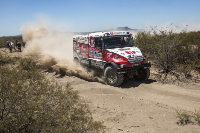 Aleš Loprais dojel v šesté etapě Rallye Dakar devátý.