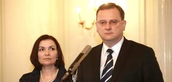 Nečas s exmanželkou Radkou.