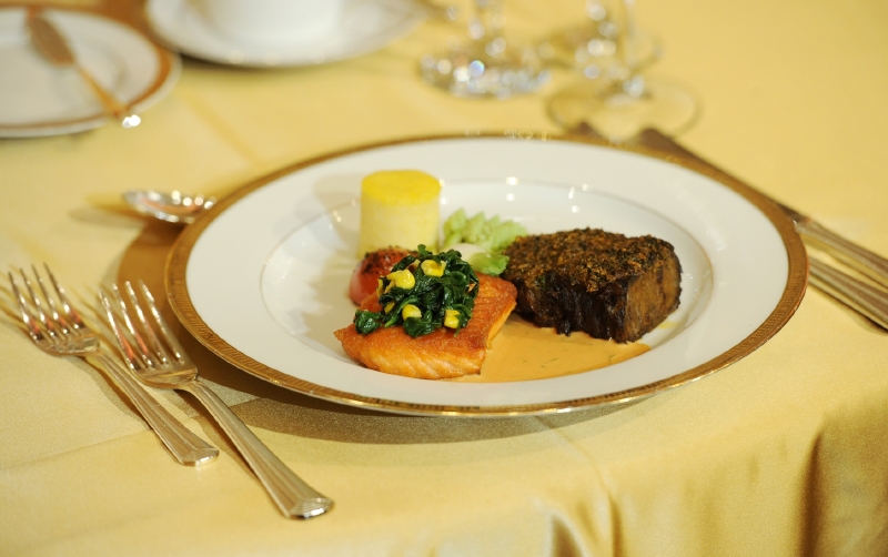 Hosté mohou ochutnat speciální menu ve více než 80 restauracích.