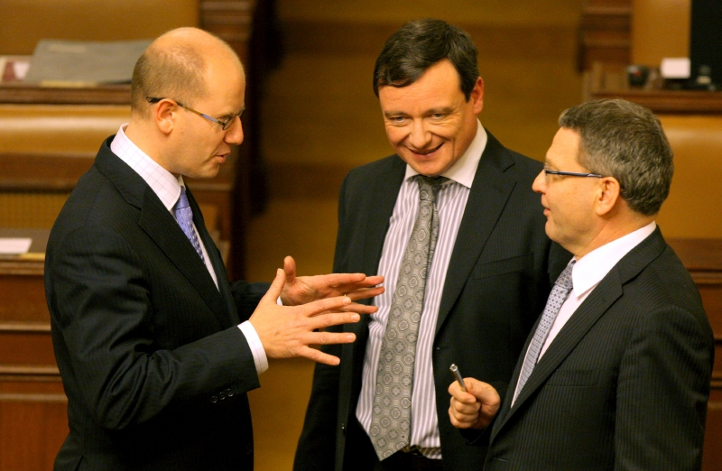 Bohuslav Sobotka a David Rath na archivním snímku ve sněmovně.