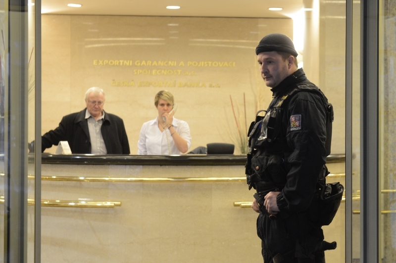 Policie řeší přes desítku případů.