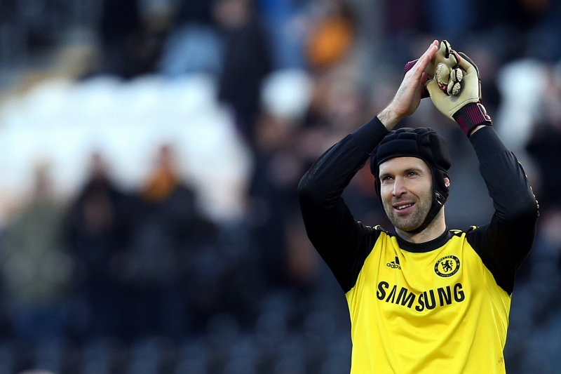 Gólman Chelsea Petr Čech.