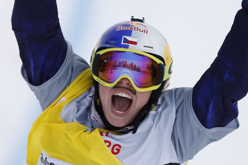 Snowboardistka Eva Samková.