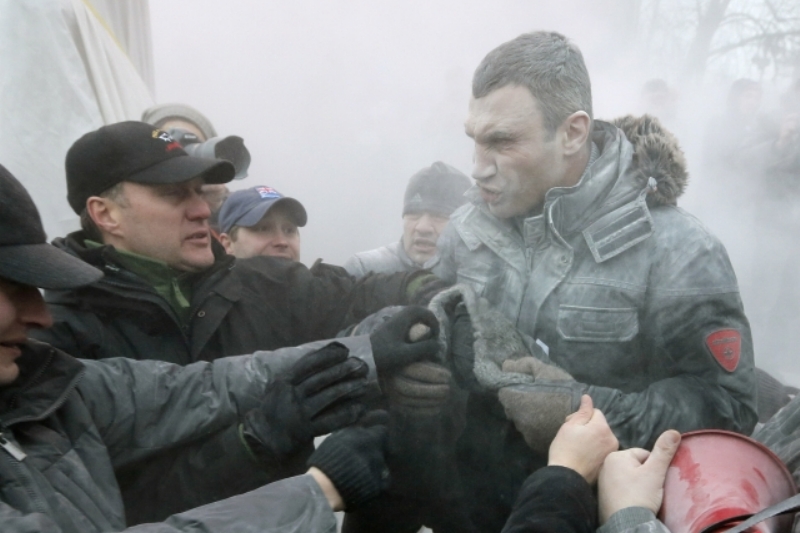 Vitalij Kličko během demonstrací v centru Kyjeva.