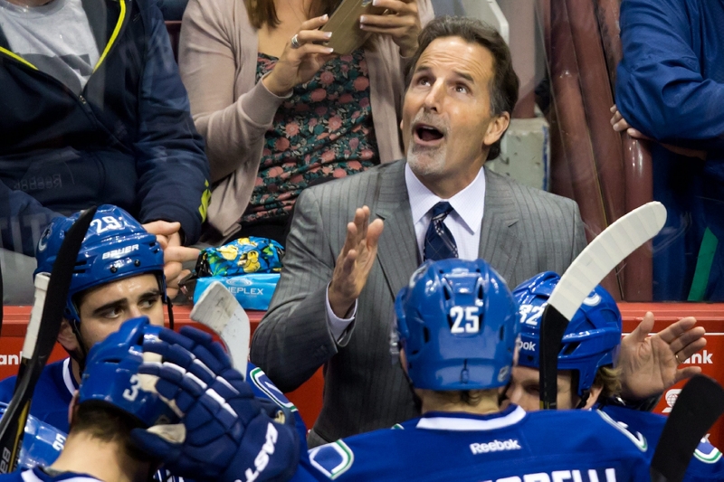 Trenér Vancouveru John Tortorella.