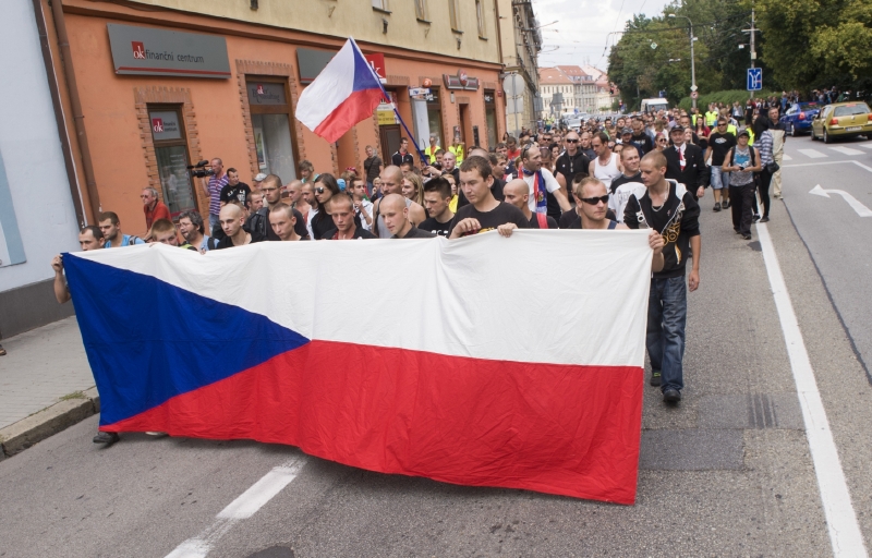 Při demonstracích na sídlišti Máj bylo obviněno 47 lidí. Při demonstracích na sídlišti Máj bylo obviněno 47 lidí.