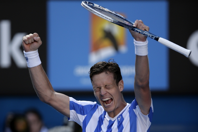 Takhle se Tomáš Berdych radoval po čtvrtfinálové výhře nad Davidem Ferrerem.