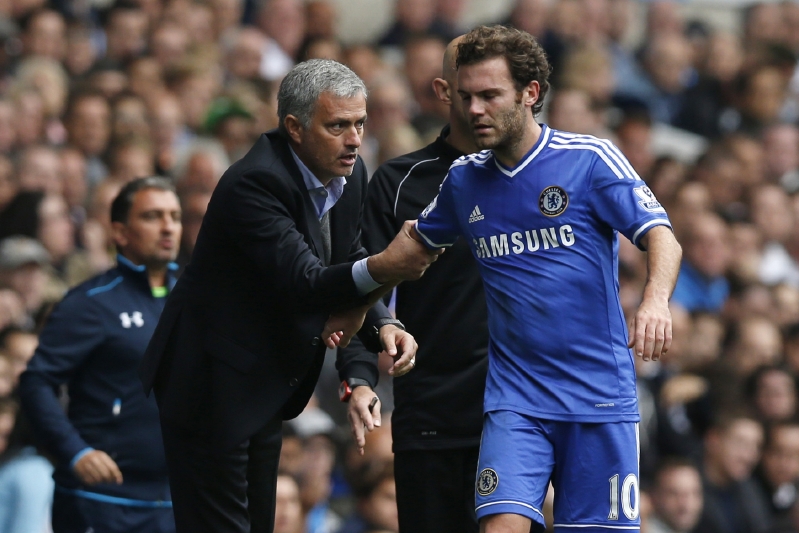 Útočník Juan Mata.
