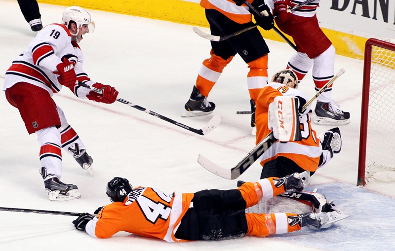 Jiří Tlustý proti Philadelphii zazářil. Dal gól a na další přihrál.